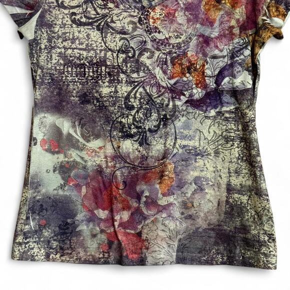 Appropriate Behavior Floral Abstract V-Neck Tee Size Small - Picture 3 of 8